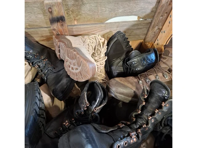 Partij diverse schoenen - afbeelding 7 van  9