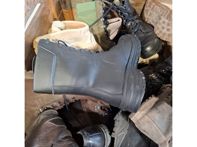 Partij diverse schoenen - afbeelding 9 van  9