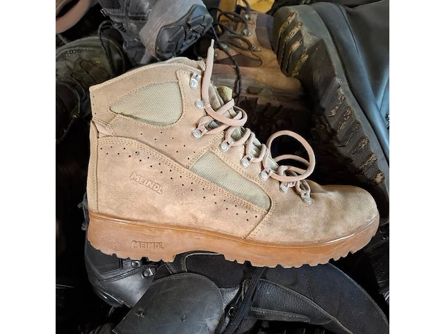Partij diverse schoenen - afbeelding 4 van  8