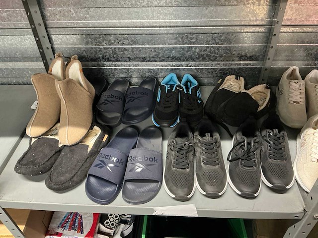 Partij diverse schoenen/slippers (15x) - afbeelding 9 van  9