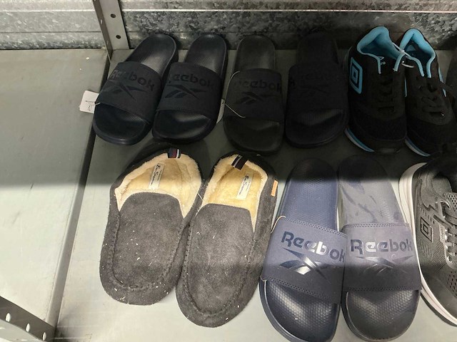 Partij diverse schoenen/slippers (15x) - afbeelding 8 van  9