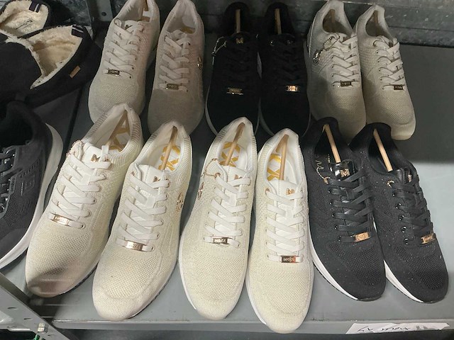 Partij diverse schoenen/slippers (15x) - afbeelding 6 van  9