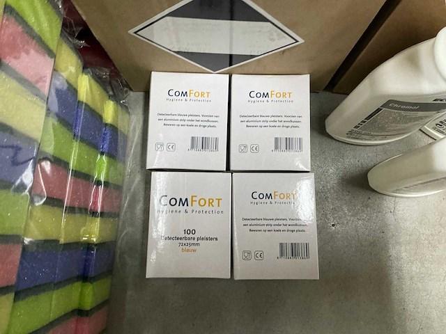 Partij diverse schoonmaak artikelen (135x) - afbeelding 3 van  8