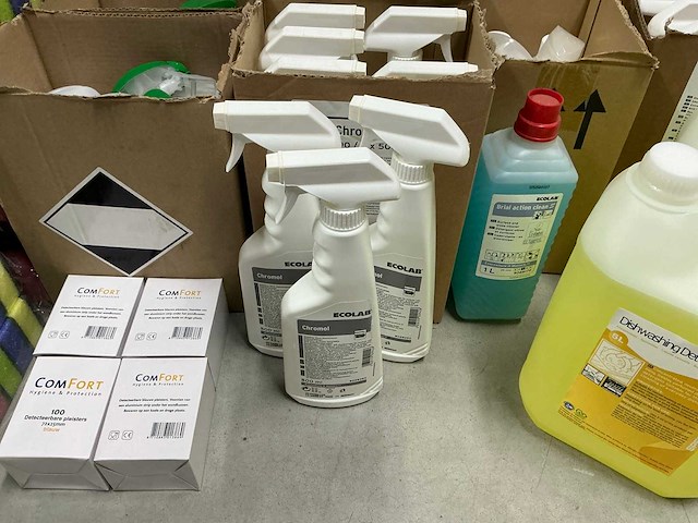 Partij diverse schoonmaak artikelen (135x) - afbeelding 5 van  8