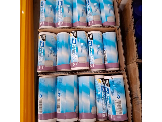 Partij diverse schoonmaak producten en toebehoren o.a. tricel, dreumex, sun - afbeelding 19 van  41