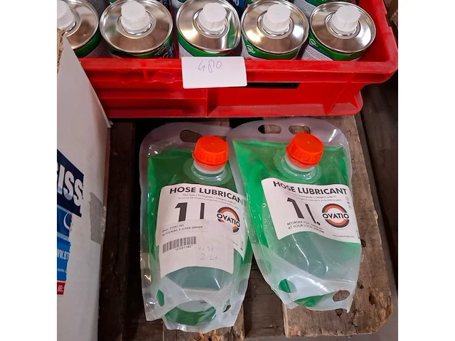Partij diverse schoonmaak producten en toebehoren o.a. tricel, dreumex, sun - afbeelding 37 van  41