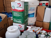 Partij diverse schoonmaak producten en toebehoren o.a. tricel, dreumex, sun - afbeelding 40 van  41
