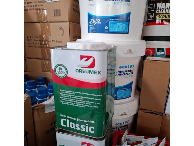 Partij diverse schoonmaak producten en toebehoren o.a. tricel, dreumex, sun - afbeelding 41 van  41