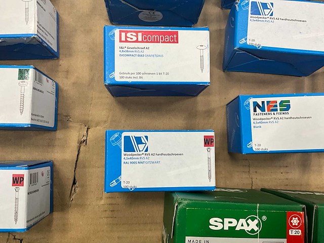 Partij diverse schroeven, draadnagels, slotbouten etc. - afbeelding 5 van  36