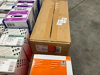 Partij diverse schroeven, draadnagels, slotbouten etc. - afbeelding 19 van  36