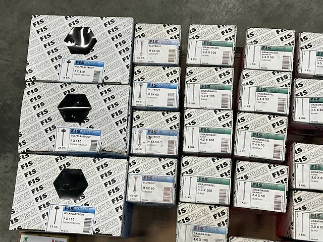Partij diverse schroeven, draadnagels, slotbouten etc. - afbeelding 29 van  36