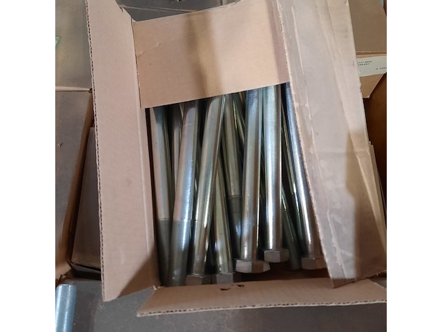 Partij diverse schroeven, o.a. big bolt - afbeelding 5 van  8