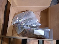 Partij diverse schroeven, o.a. big bolt - afbeelding 6 van  8