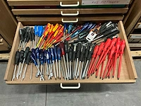 Partij diverse schroevendraaiers (115x)