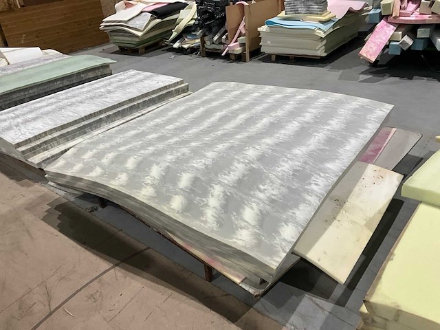 Partij diverse schuimrubbers - afbeelding 3 van  5