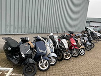 Partij diverse scooter - afbeelding 36 van  49