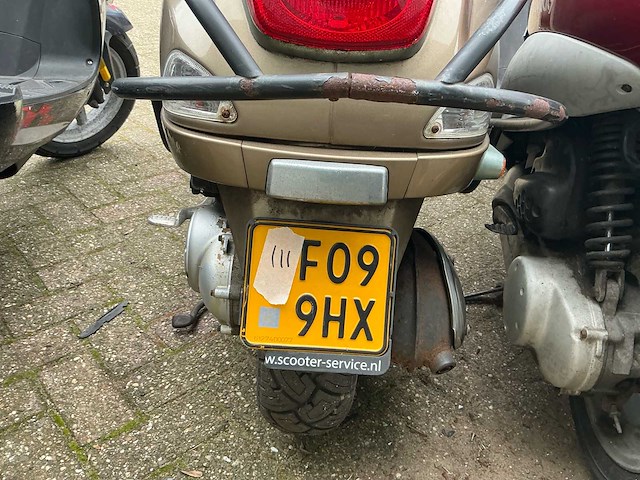 Partij diverse scooter - afbeelding 44 van  49