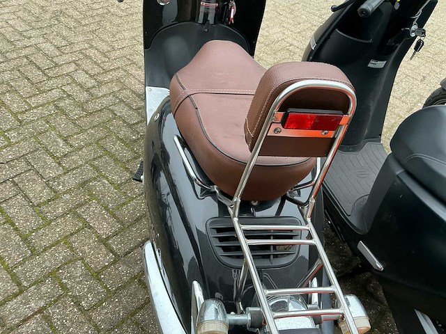 Partij diverse scooter - afbeelding 27 van  49