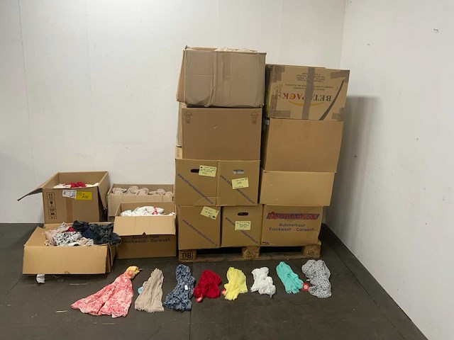 Partij diverse shawls - afbeelding 1 van  14