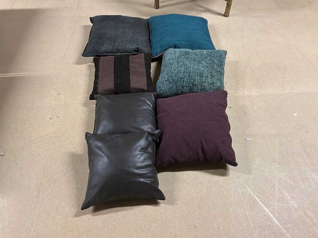 Partij diverse sierkussen (7x) - afbeelding 2 van  5