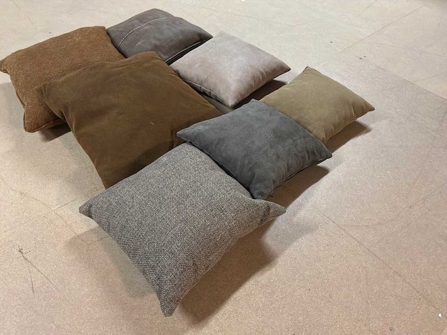 Partij diverse sierkussen (7x) - afbeelding 4 van  6