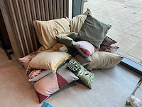 Partij diverse sierkussens - afbeelding 1 van  4