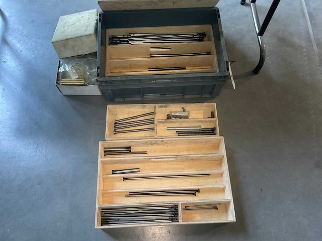 Partij diverse slagpennen - afbeelding 2 van  3