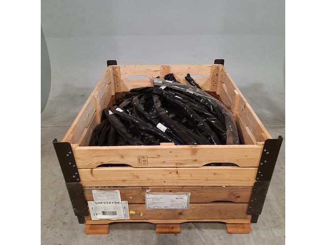 Partij diverse slangen, o.a. daf - afbeelding 1 van  6