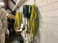 Partij diverse slangen - afbeelding 1 van  3