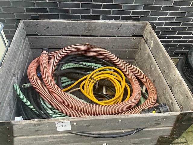 Partij diverse slangen - afbeelding 2 van  2