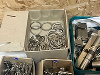 Partij diverse sleutels, ringen en cilinders - afbeelding 4 van  6
