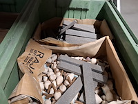 Partij diverse slijp en schuur materialen in 23x stapelbak - afbeelding 7 van  31