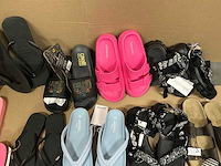 Partij diverse slippers (17x) - afbeelding 3 van  7