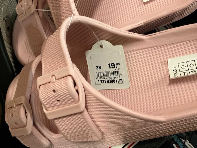 Partij diverse slippers o.a donnay/hawaii/etc (81x) - afbeelding 9 van  11