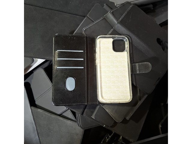 Partij diverse smartphone en tablethoesjes - afbeelding 5 van  15