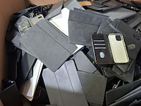 Partij diverse smartphone en tablethoesjes - afbeelding 7 van  15