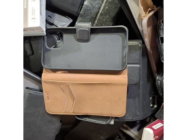 Partij diverse smartphone en tablethoesjes - afbeelding 10 van  15