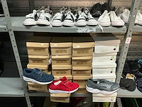 Partij diverse sneakers (36x) - afbeelding 1 van  9