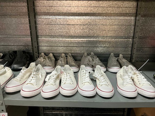 Partij diverse sneakers (36x) - afbeelding 2 van  9