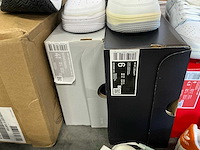 Partij diverse sneakers o.a adidas/nike/etc (64x) - afbeelding 2 van  11