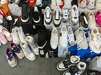 Partij diverse sneakers o.a adidas/nike/etc (64x) - afbeelding 7 van  11