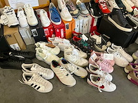 Partij diverse sneakers o.a adidas/nike/etc (64x) - afbeelding 10 van  11