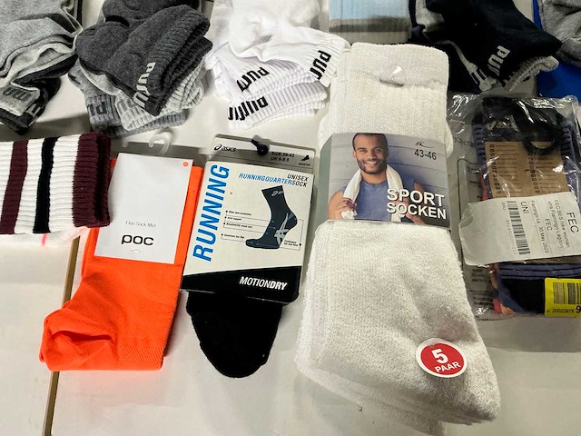 Partij diverse sokken o.a puma/asics/poc/etc (47x) - afbeelding 14 van  17