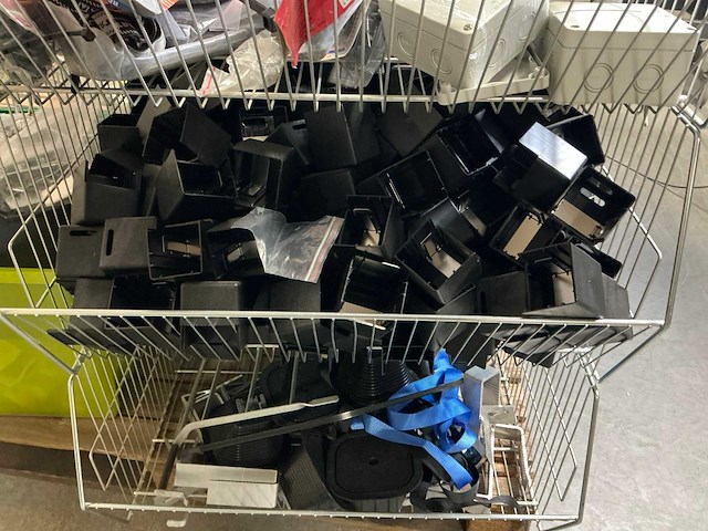 Partij diverse solar benodigdheden - afbeelding 16 van  17