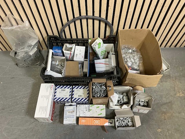 Partij diverse solar benodigdheden - afbeelding 3 van  10