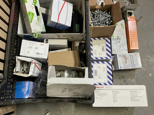 Partij diverse solar benodigdheden - afbeelding 9 van  10