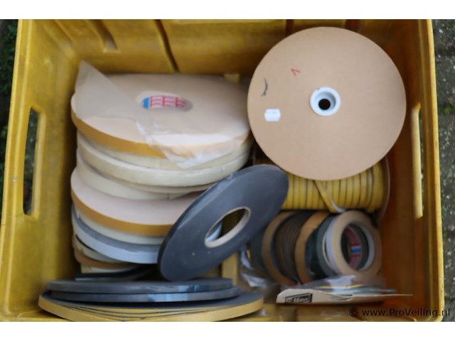 Partij diverse soorten afdichtingsband/beglazingsband - afbeelding 1 van  4