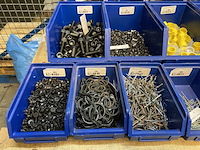 Partij diverse soorten bevestigingsmateriaal - afbeelding 4 van  11