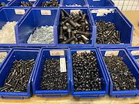 Partij diverse soorten bevestigingsmateriaal - afbeelding 7 van  11