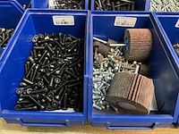 Partij diverse soorten bevestigingsmateriaal - afbeelding 7 van  12